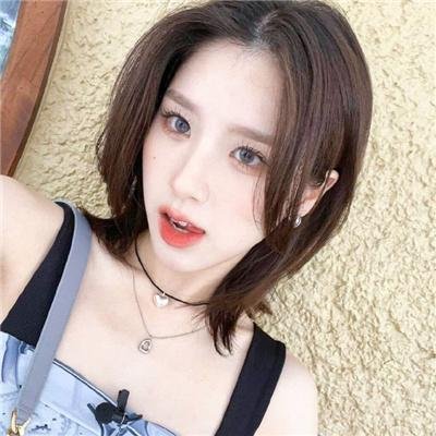 内心强大的美女白川